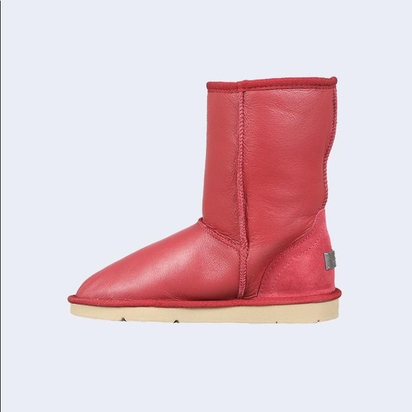 🚨Koalabi Ugg  all Weather Classic Boots Jester Red. - Picture 4 of 6